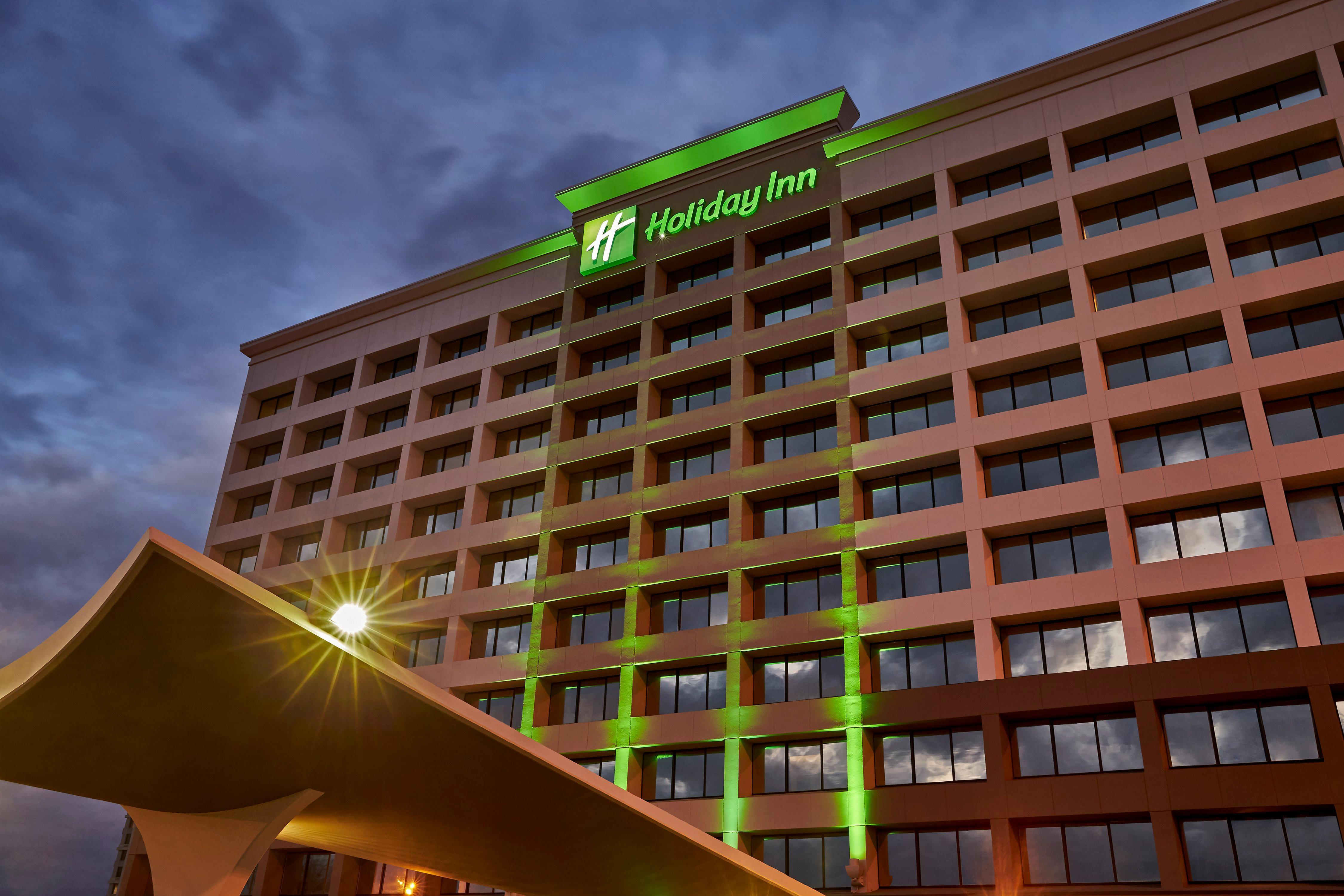 Holiday Inn Alexandria At Carlyle By Ihg Exteriör bild